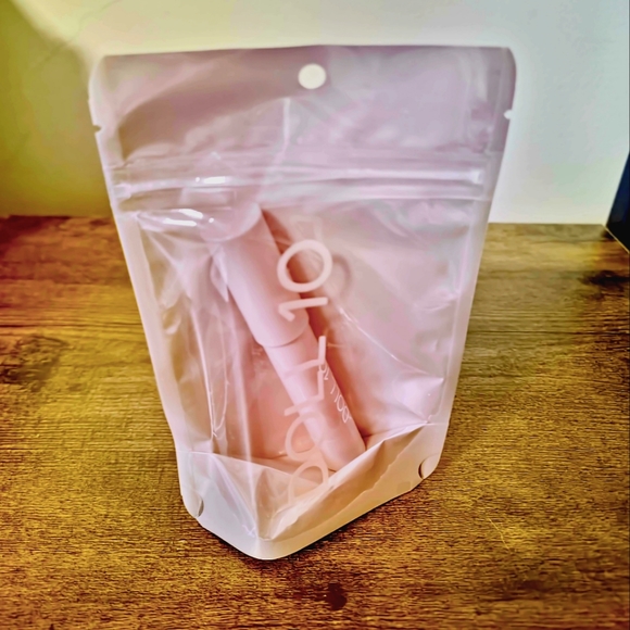 2-for-1 Sold Out Shade! NIB Doll10 Skin Genius Lip Color Stick "Breathe" - Picture 2 of 5